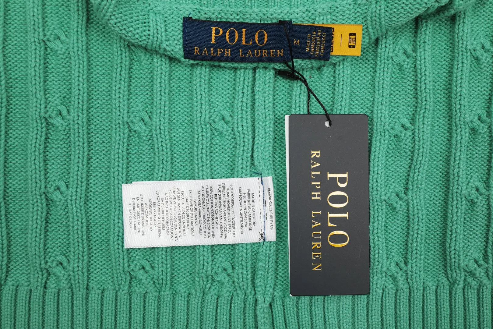 🅿️160 "Top quality" Style number: DS002# (not off the shelves all year round) [Ralph Lauren round neck solid color pony embroidered logo knitted short sleeves] ✅Ralph Lauren classic basic versatile knitted short sleeves for all seasons ✅Main supplier platform live broadcast Wholesale entities Replenish when out of stock Not off the shelves ✅ZP quality 1:1 version Scan the code to enter the GF website Counter quality ✅Detailed quality is the only one in Guangzhou Imported quality cotton yarn, focusing on high-end, cost-effective, good quality needless to say ✅The version is restored to the original order, the maximum size can be worn up to 160 pounds, loose, comfortable and stress-free ✅The upper body is simple and easy to match, a must-have for goddess ootd, good-looking clothes are never picky, a must-have in the goddess’ wardrobe Size: S-XL Color: Black White Gray Light Blue Light Pink Colorful Blue Khaki Bright Yellow Fruit Green Milk Apricot Wood Green Taro Purple Chinese Red Anchor Red Navy Red Label Navy Blue White Label
